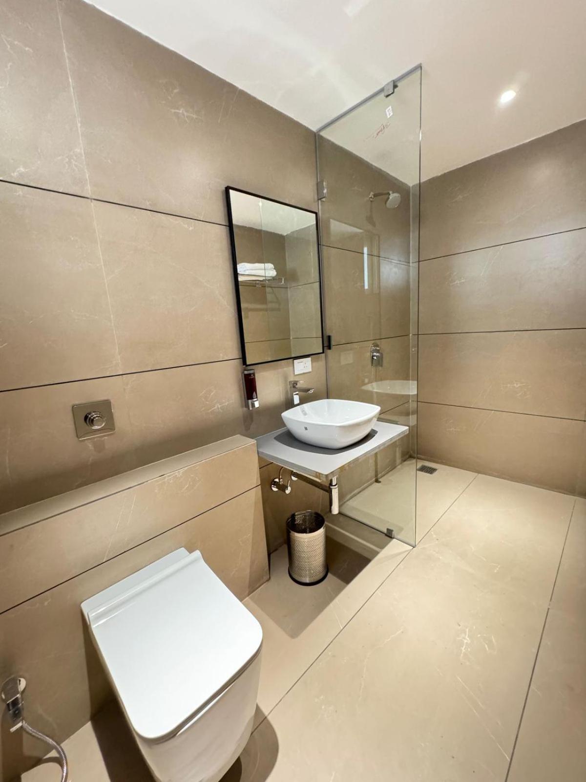 Hotel Carnival Parbhani Extérieur photo